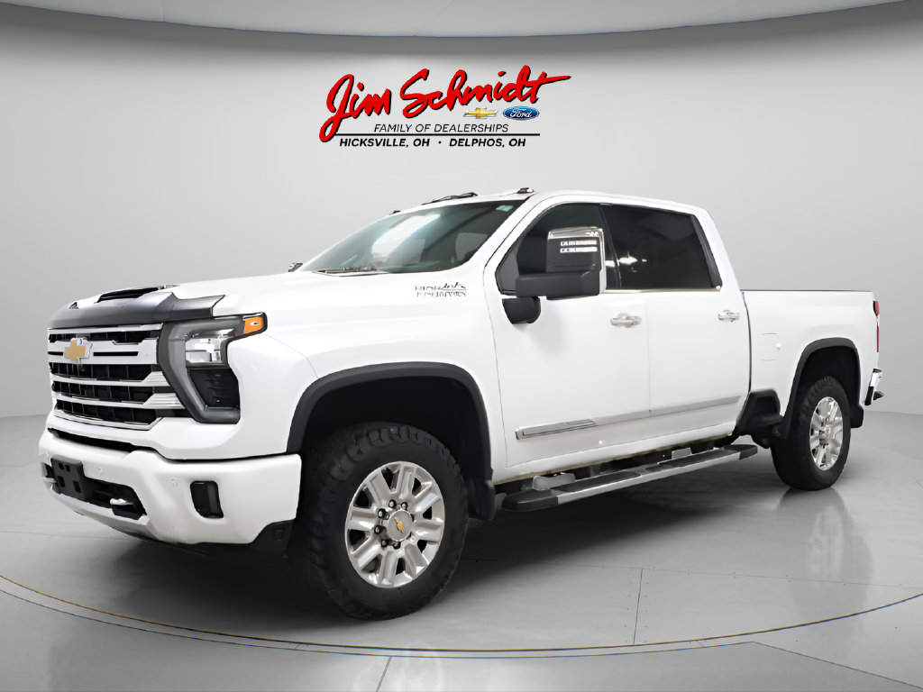 Used 2024 Chevrolet Silverado 2500 High Country w/ High Country Premium Package AWD/4WD image 2