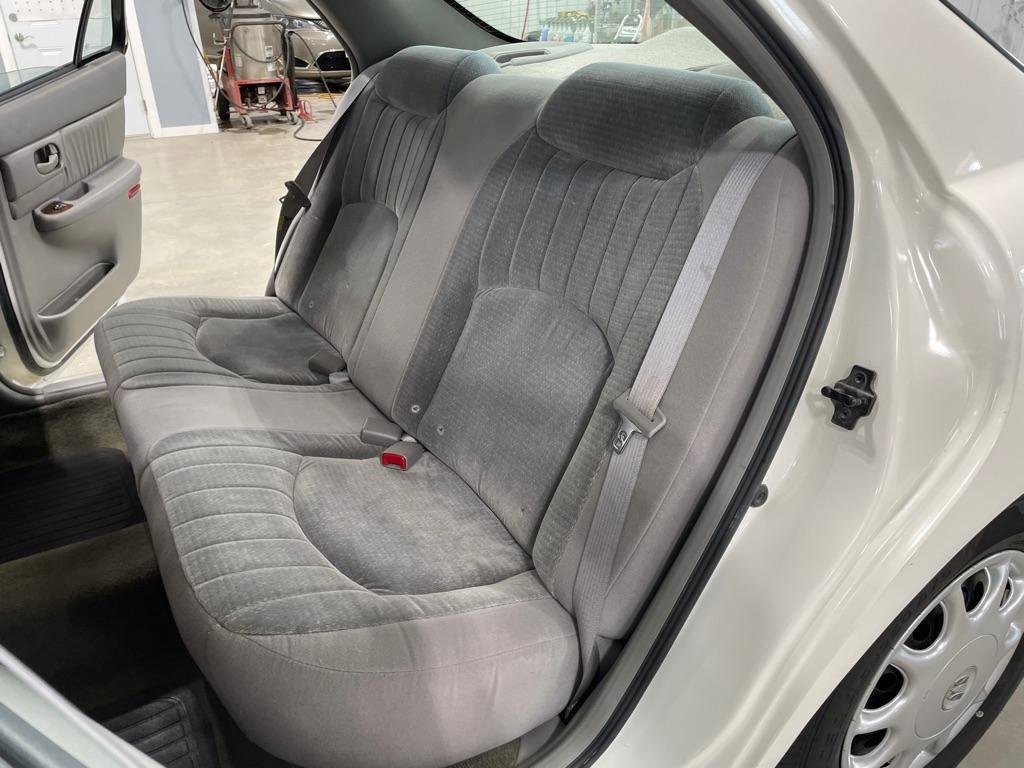 Used 2003 Buick Century Custom image 15