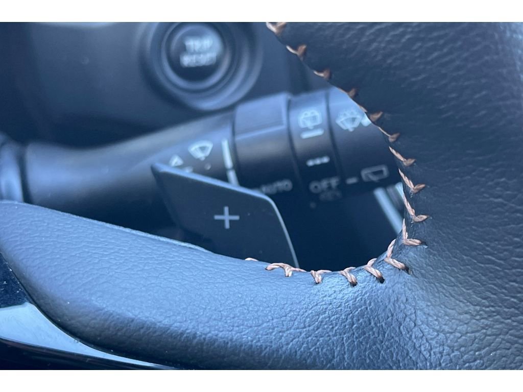 Used 2025 Subaru Forester Touring image 37