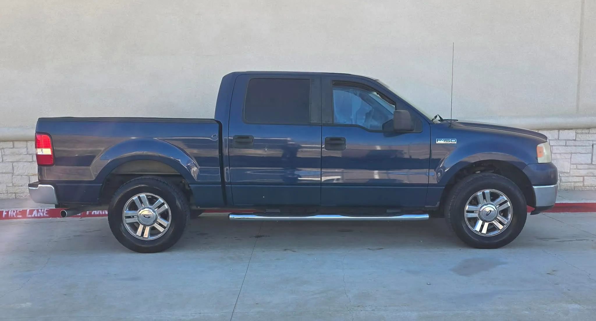 Used 2008 Ford F150 XLT image 2