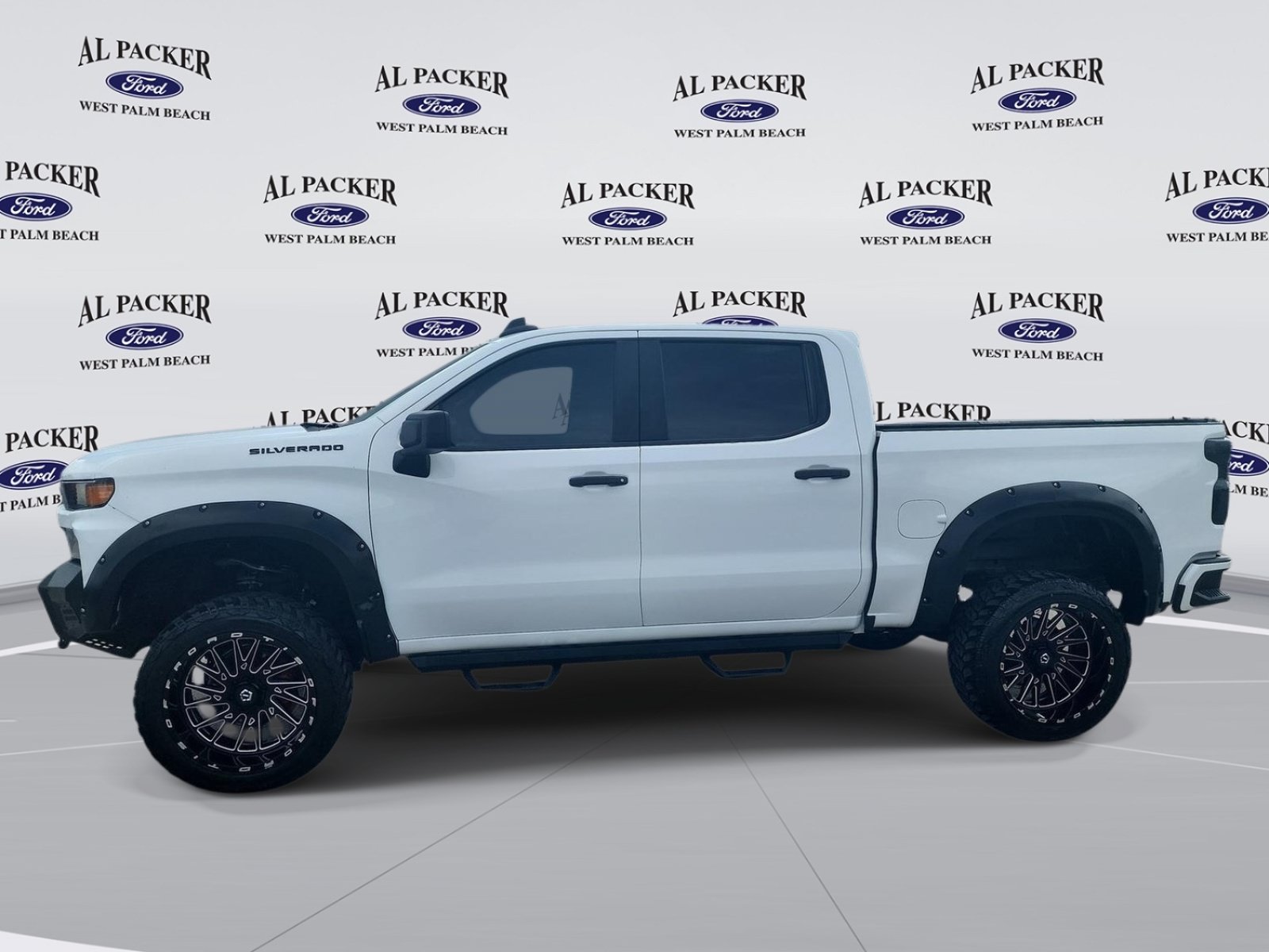 Used 2022 Chevrolet Silverado 1500 Custom w/ Rally Edition RWD image 2
