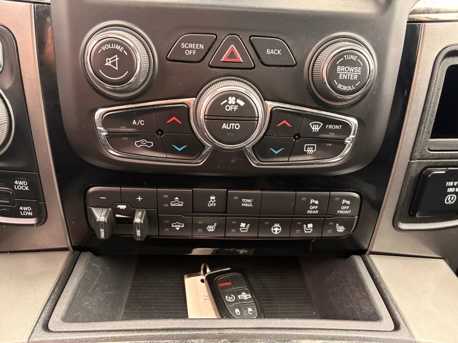 Used 2017 RAM 1500 Sport w/ Sport Premium Group AWD/4WD image 28