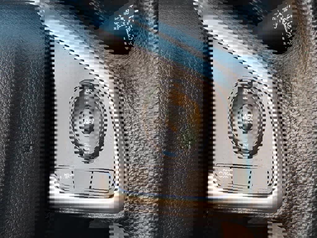 Used 2019 Honda CR-V LX image 17