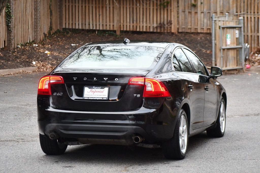Used 2013 Volvo S60 T5 image 9