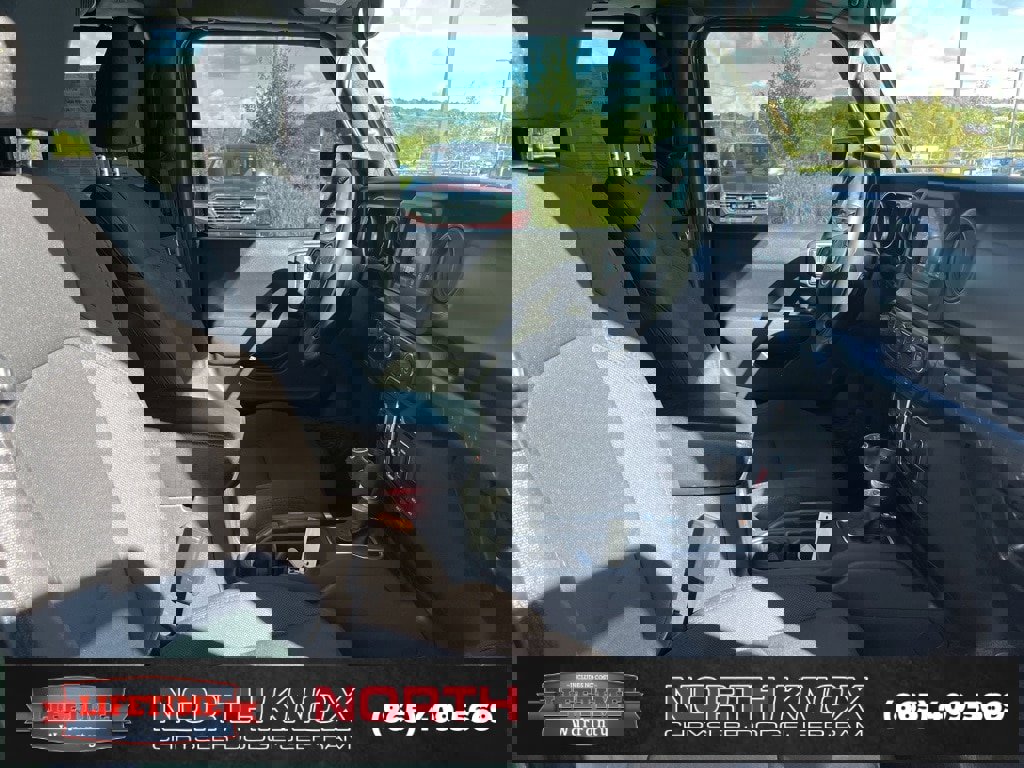 Used 2022 Jeep Wrangler Unlimited Sport image 25