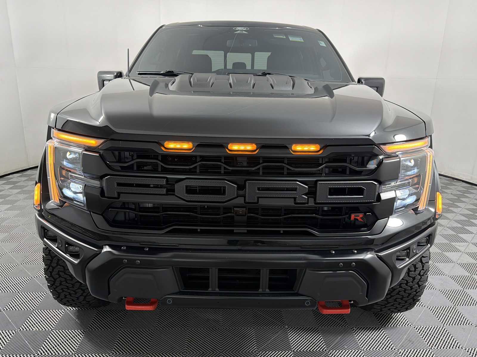Used 2025 Ford F150 Raptor w/ Equipment Group 803A Raptor R AWD/4WD image 2