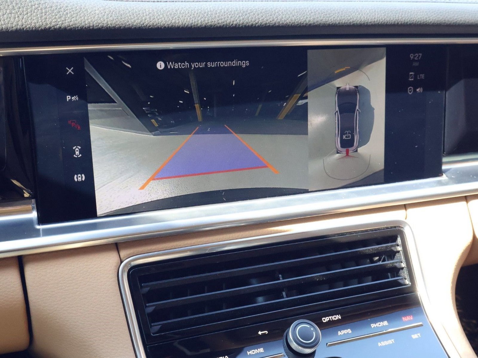 Certified 2023 Porsche Panamera image 19