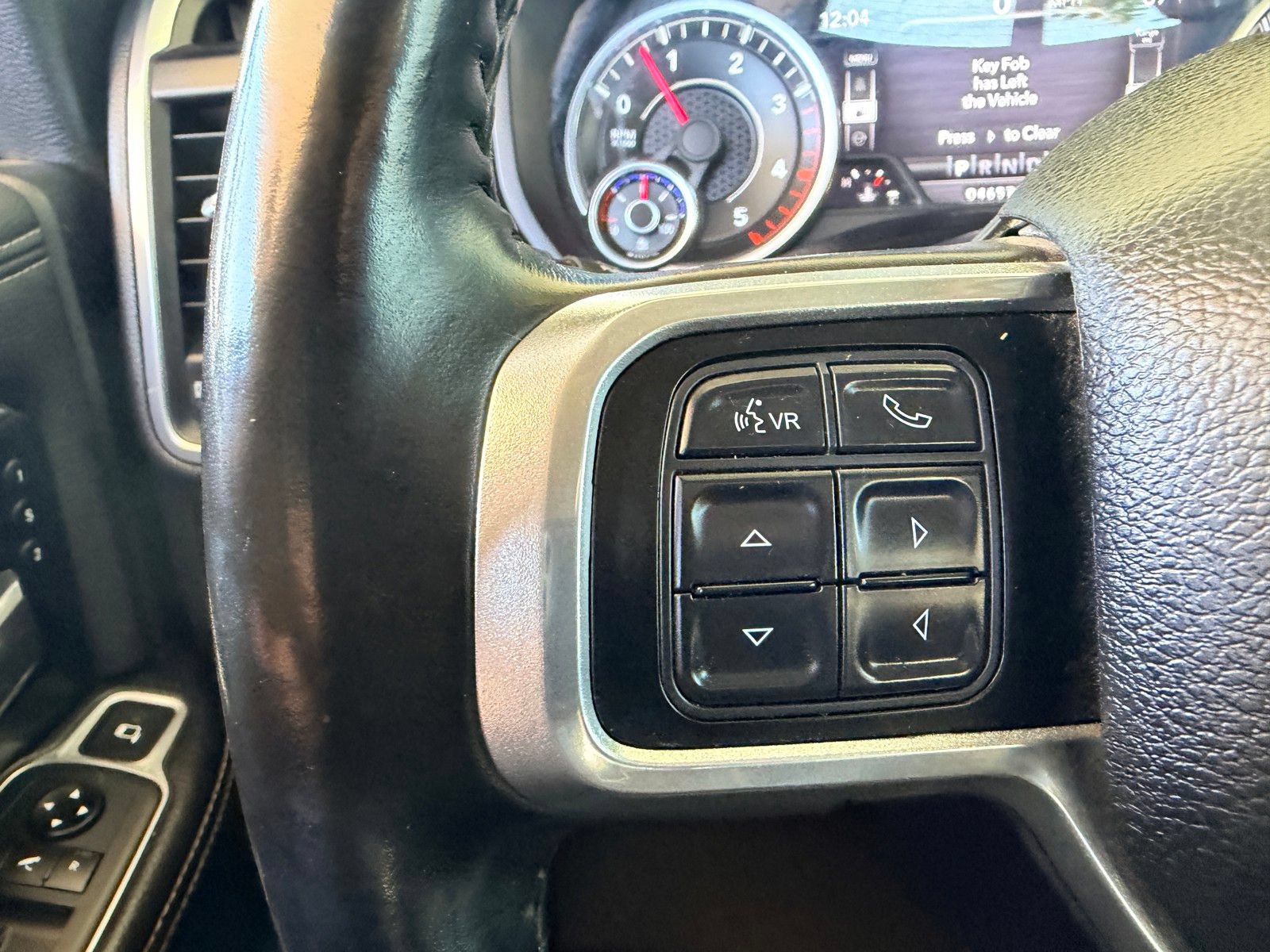 Used 2021 RAM 3500 Laramie AWD/4WD image 17