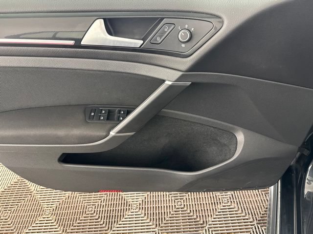 Used 2017 Volkswagen GTI Sport FWD image 18