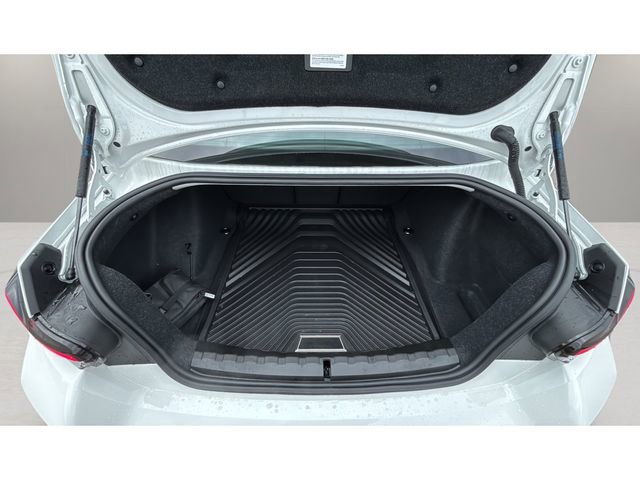 Used 2025 BMW M2 w/ Lighting Package image 31
