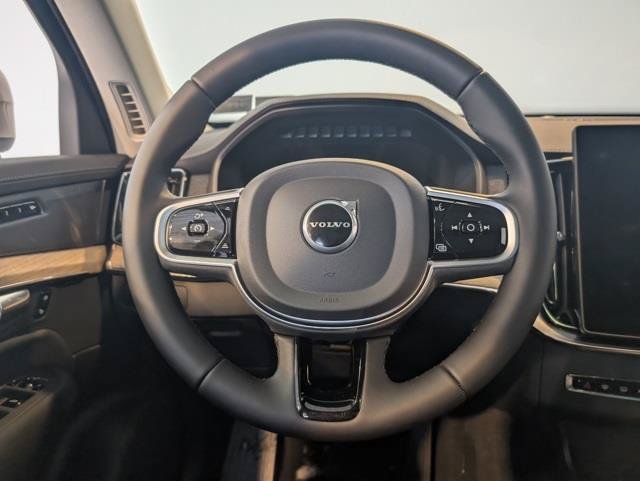 New 2026 Volvo XC90 B6 Plus w/ Protection Package AWD/4WD image 15