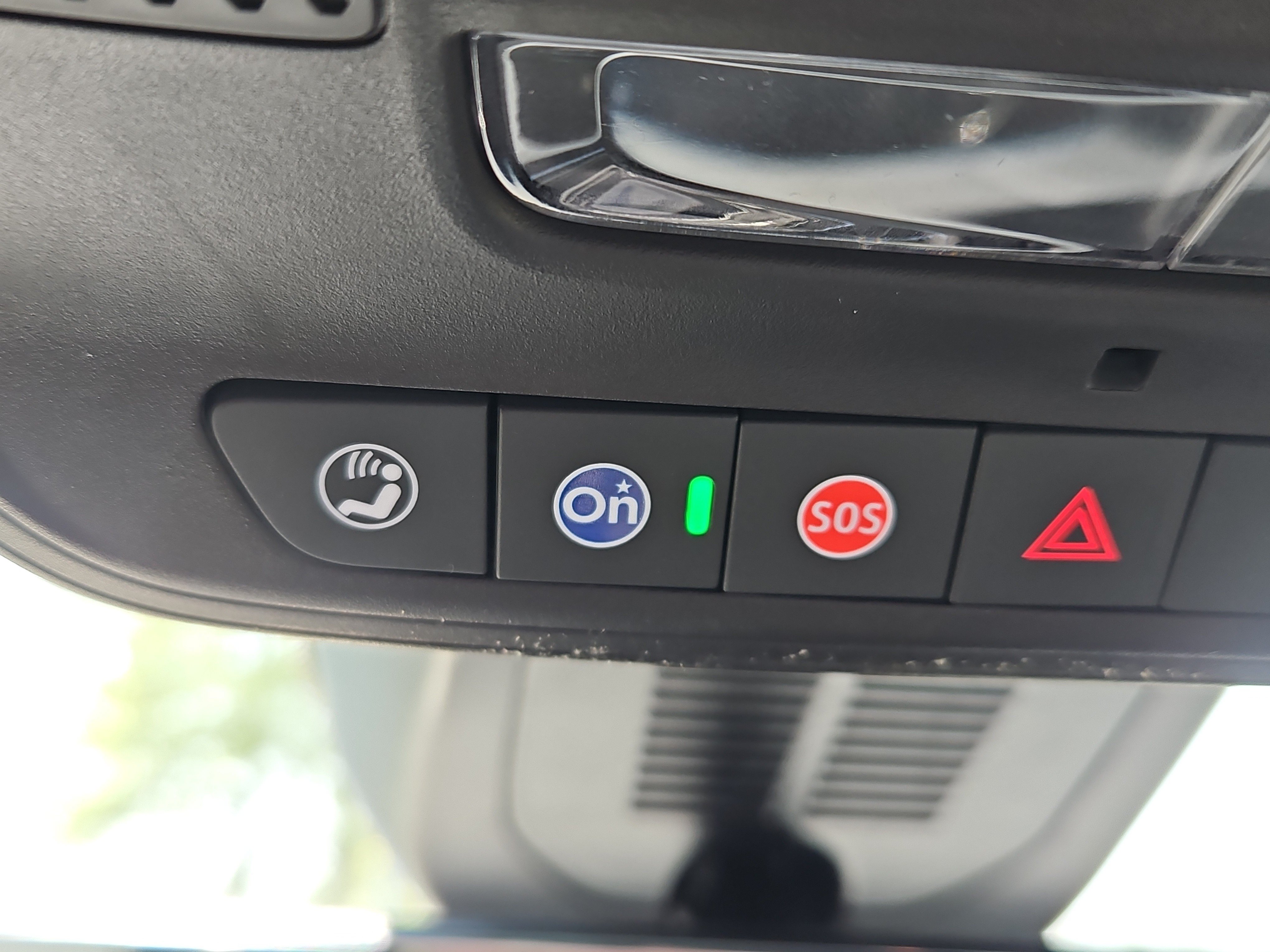 New 2026 Chevrolet Equinox LT w/ Convenience Package II FWD image 20