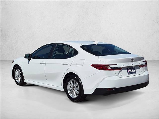 Used 2025 Toyota Camry LE FWD image 8