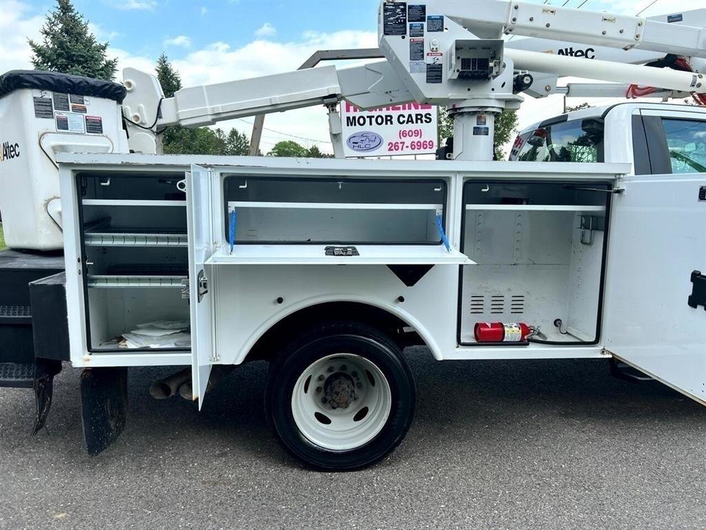 Used 2018 Ford F550 2WD Regular Cab Super Duty w/ Snow Plow Prep Package image 12