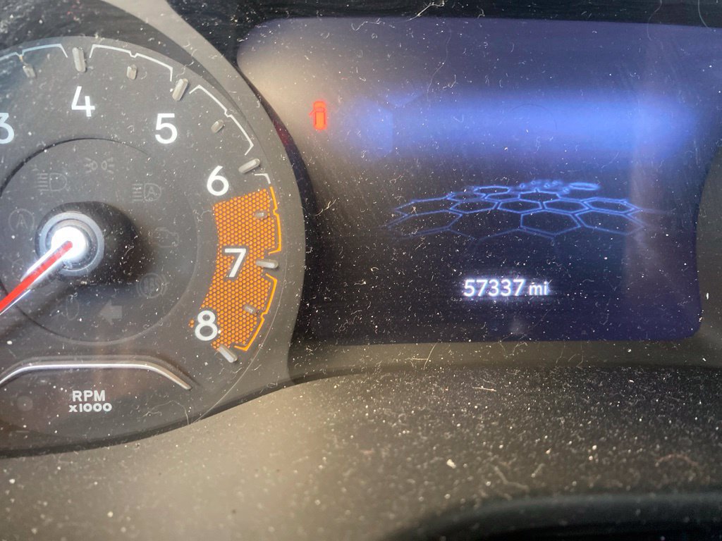 Used 2022 Jeep Compass Latitude FWD image 2