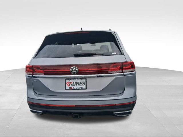 Used 2024 Volkswagen Atlas SE image 10