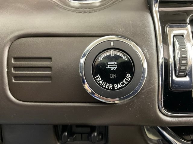 Used 2022 Lincoln Navigator L Black Label AWD/4WD image 18