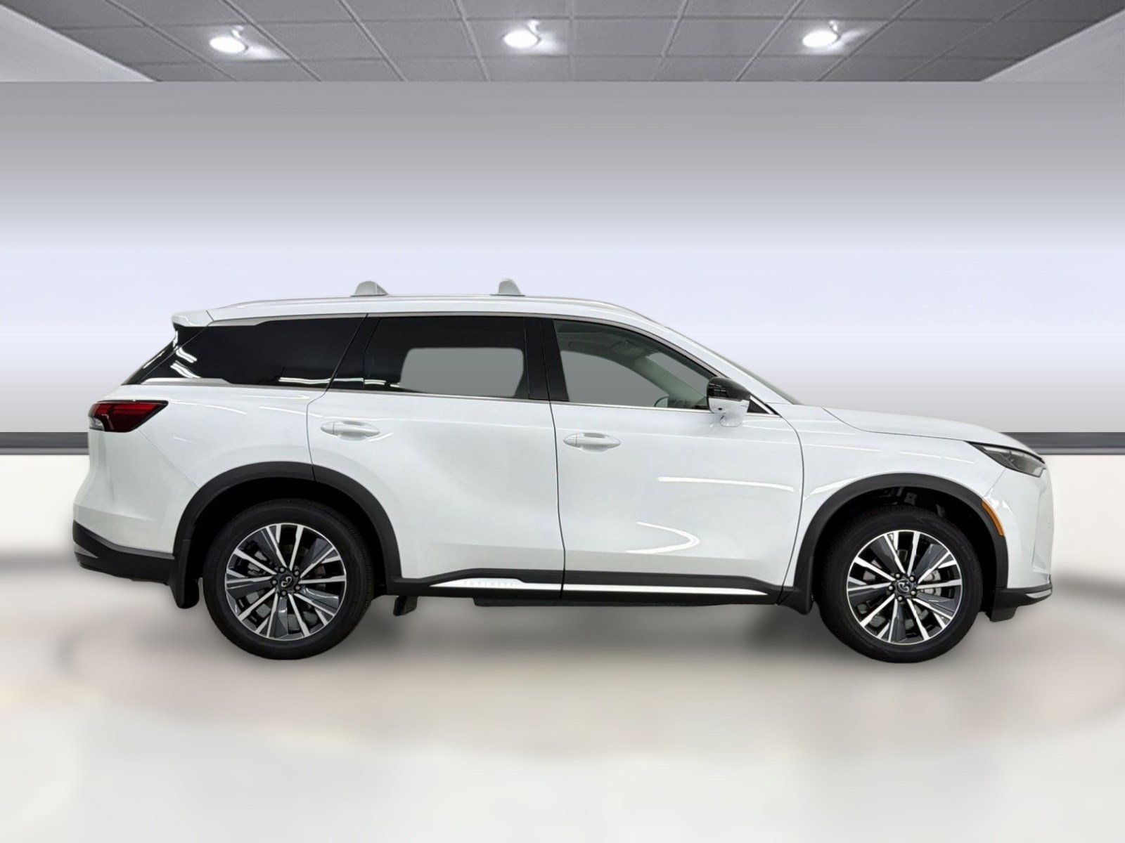 Used 2026 INFINITI QX60 Luxe w/ Cargo Package FWD image 8
