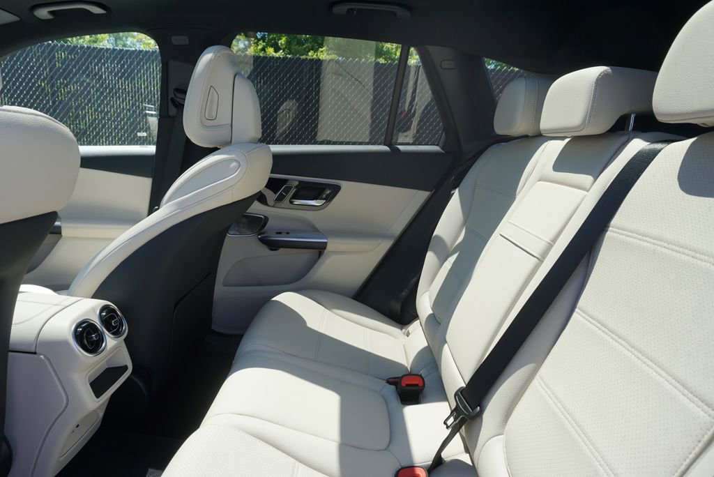 New 2026 Mercedes-Benz GLC 350e 4MATIC image 45