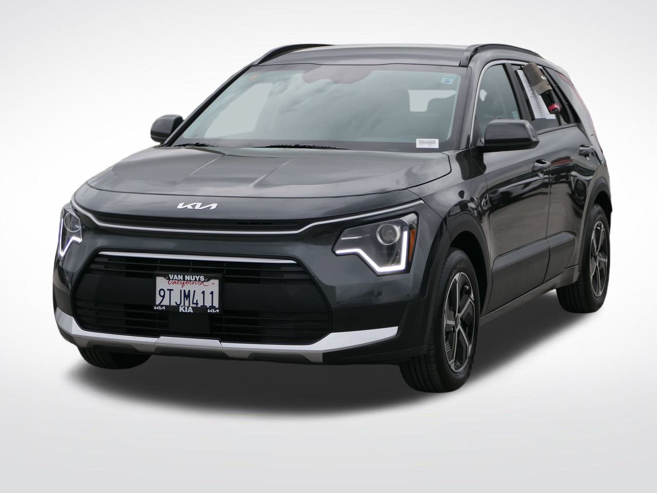 Certified 2025 Kia Niro EX image 8