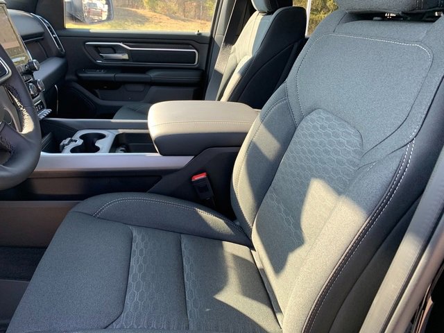 New 2026 RAM 1500 4x4 Crew Cab image 12