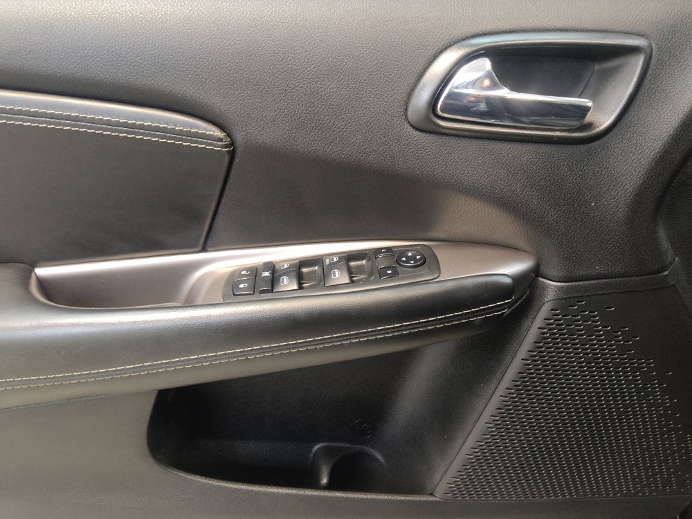 Used 2019 Dodge Journey SE FWD image 27