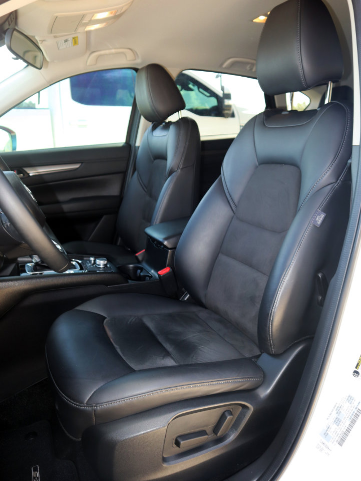 Used 2019 MAZDA CX-5 Touring image 12