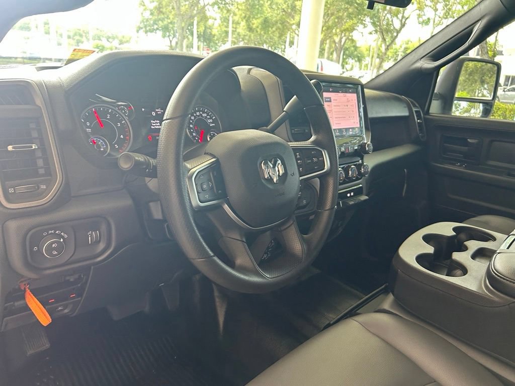 Used 2026 RAM 3500 Tradesman w/ Chrome Appearance Group A AWD/4WD image 7