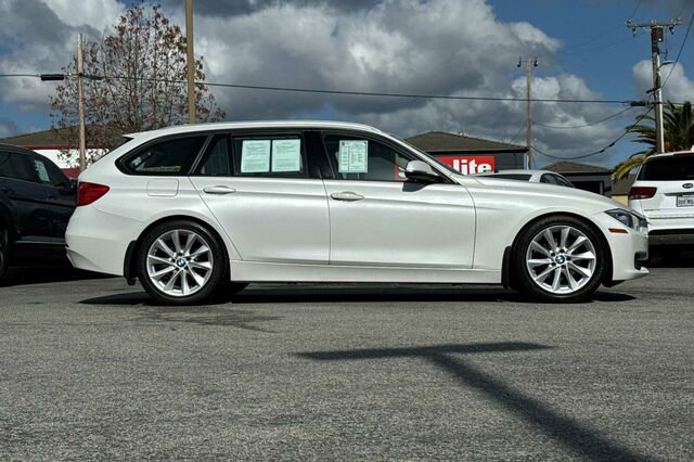 Used 2014 BMW 328i xDrive 328i xDrive 4D Wagon image 3