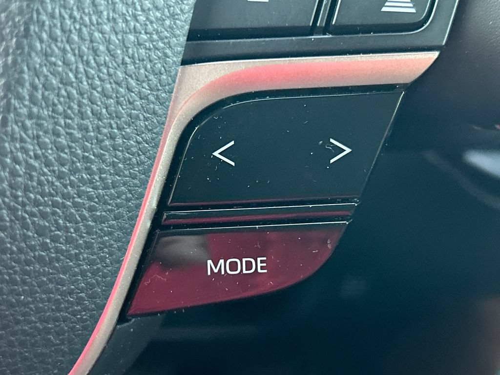 Used 2025 Toyota Crown Signia AWD/4WD image 18