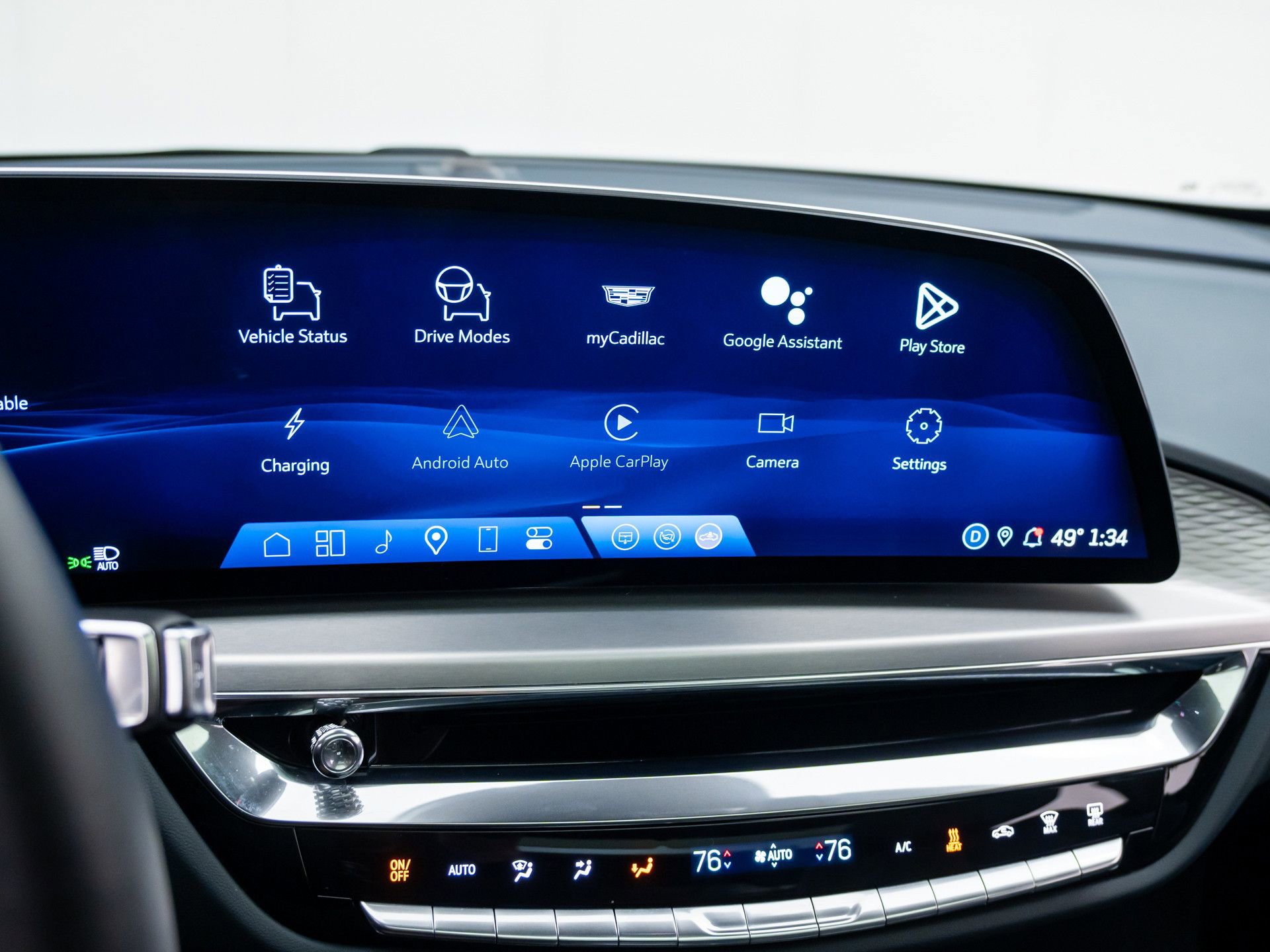 Certified 2025 Cadillac Lyriq Sport w/ Nappa Leather Package image 31