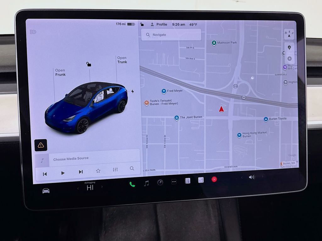 Used 2021 Tesla Model Y Long Range image 21