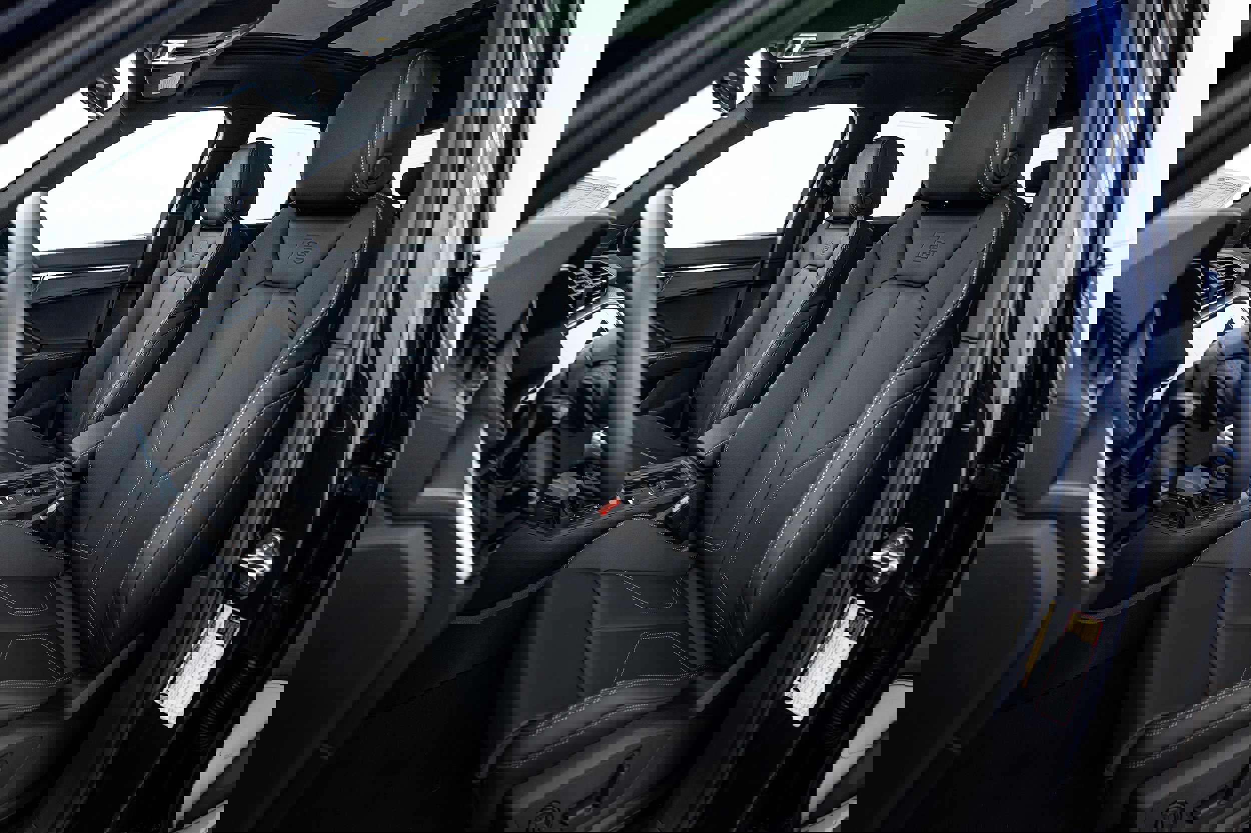 New 2025 Audi Q3 2.0T Premium image 14