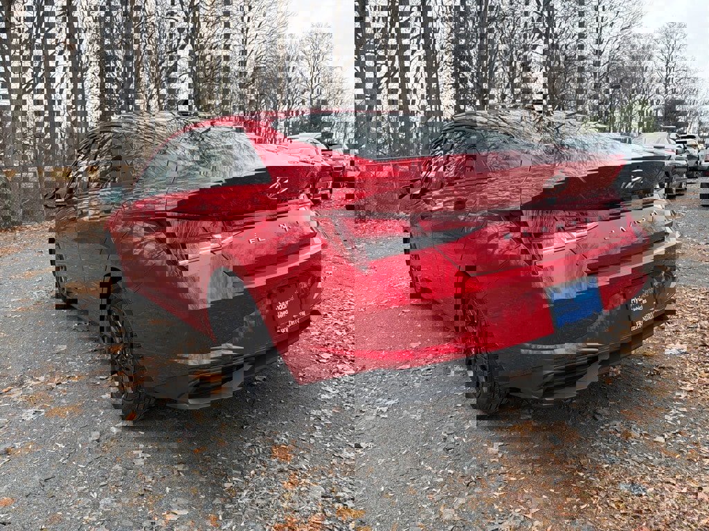 Certified 2022 Hyundai Elantra SEL image 4