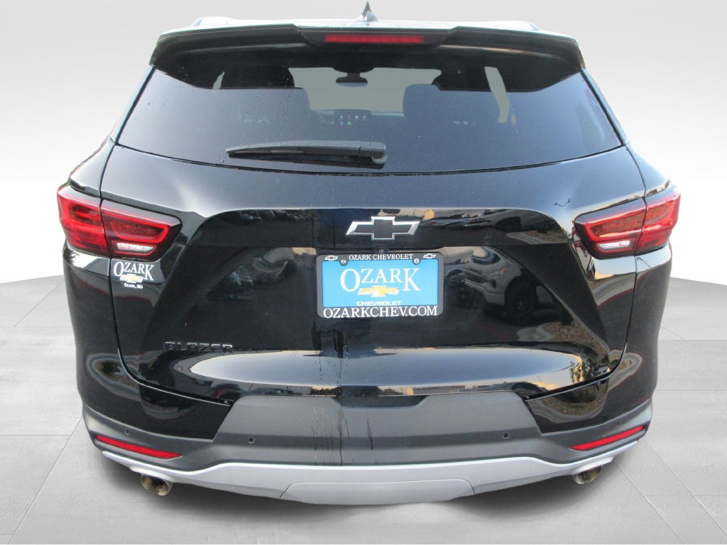 Used 2024 Chevrolet Blazer LT w/ Convenience Package FWD image 4