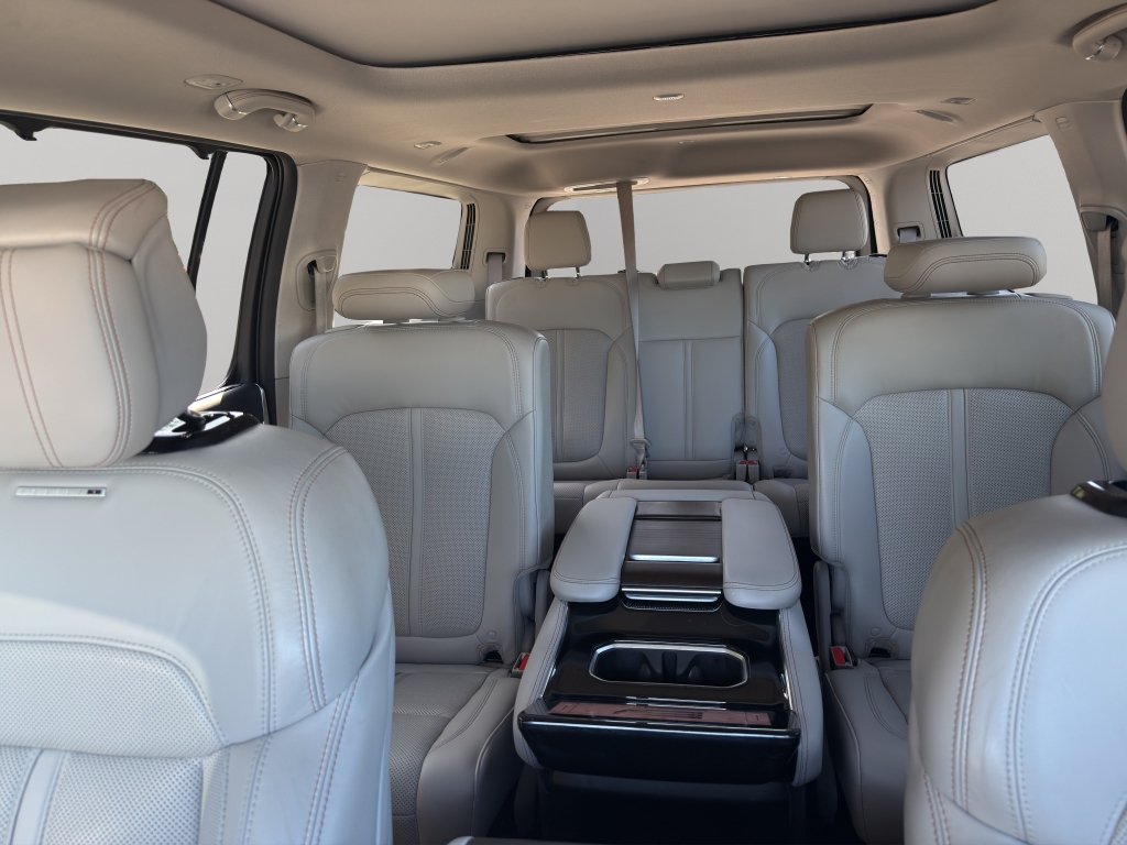 Used 2022 Jeep Grand Wagoneer Series I AWD/4WD image 30
