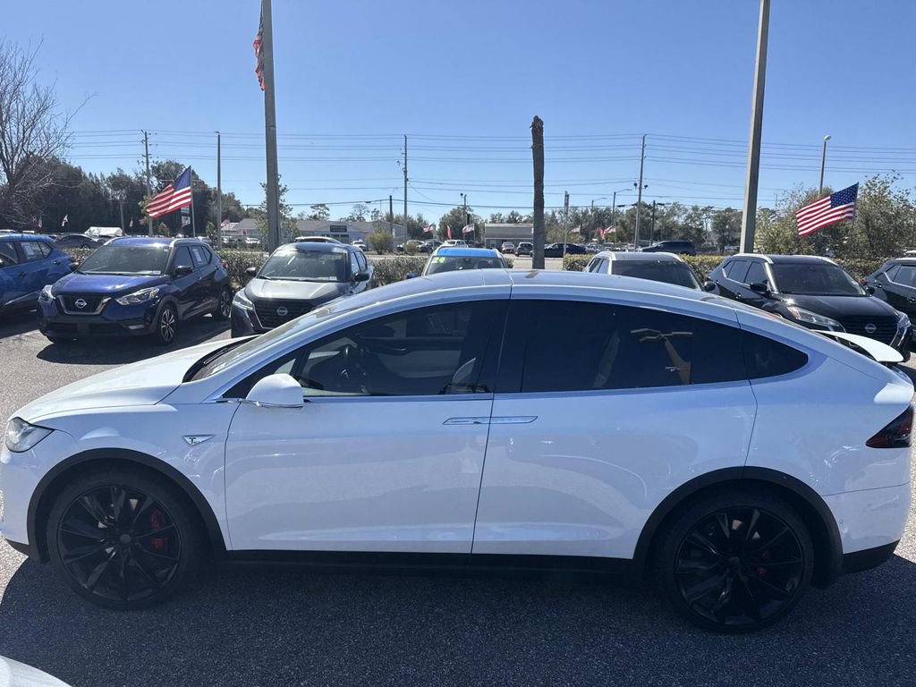 Used 2016 Tesla Model X Performance image 7