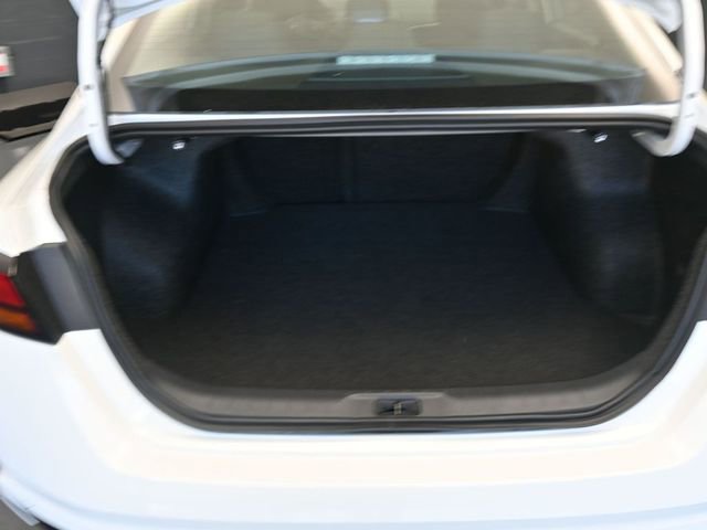 Used 2025 Nissan Altima 2.5 S FWD image 24