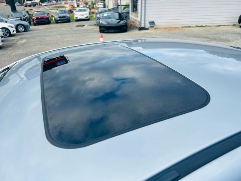 Used 2021 Subaru Impreza 2.0i Limited image 13