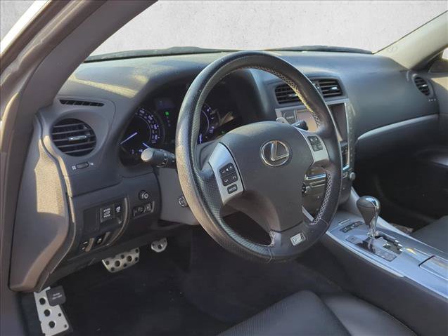 Used 2013 Lexus IS 250C RWD image 10