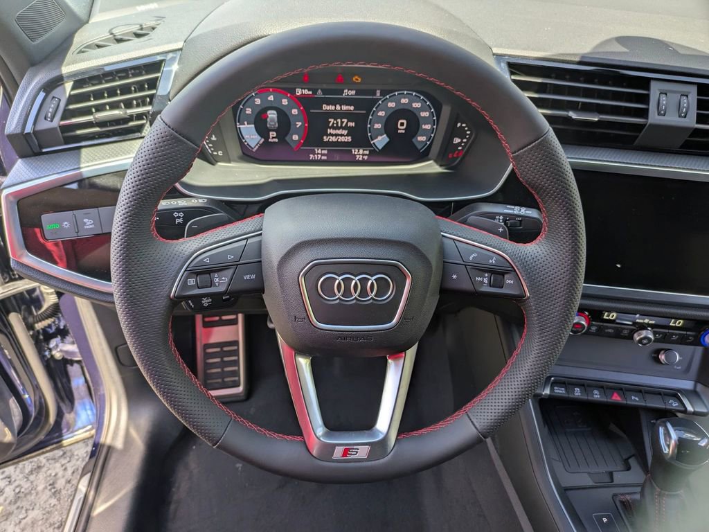 Used 2025 Audi Q3 2.0T Premium Plus w/ Premium Plus Package AWD/4WD image 14