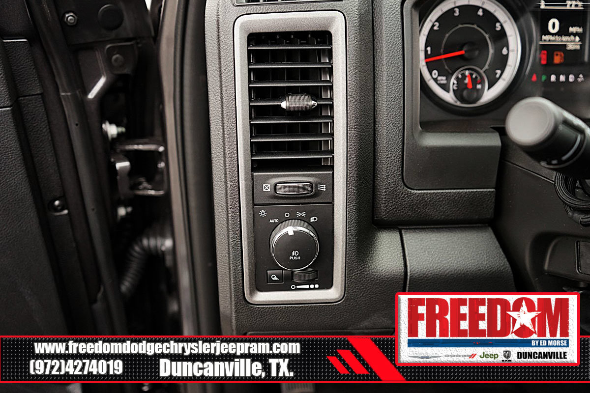 Used 2024 RAM 1500 Classic Tradesman RWD image 27
