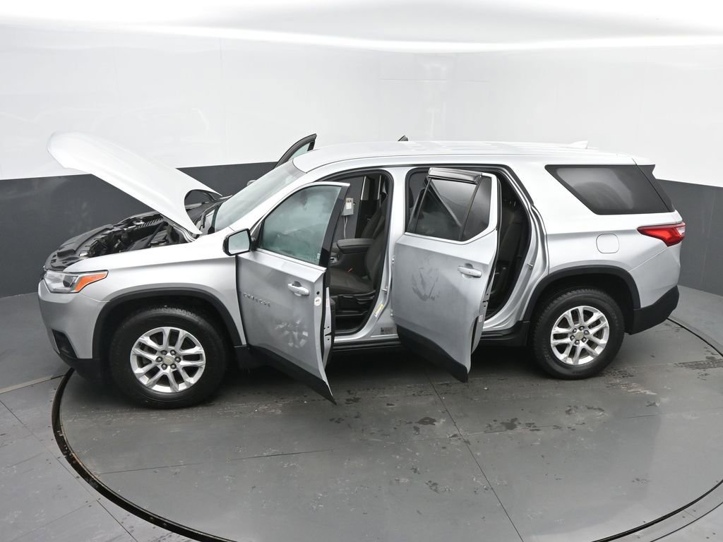 Used 2018 Chevrolet Traverse LS image 65