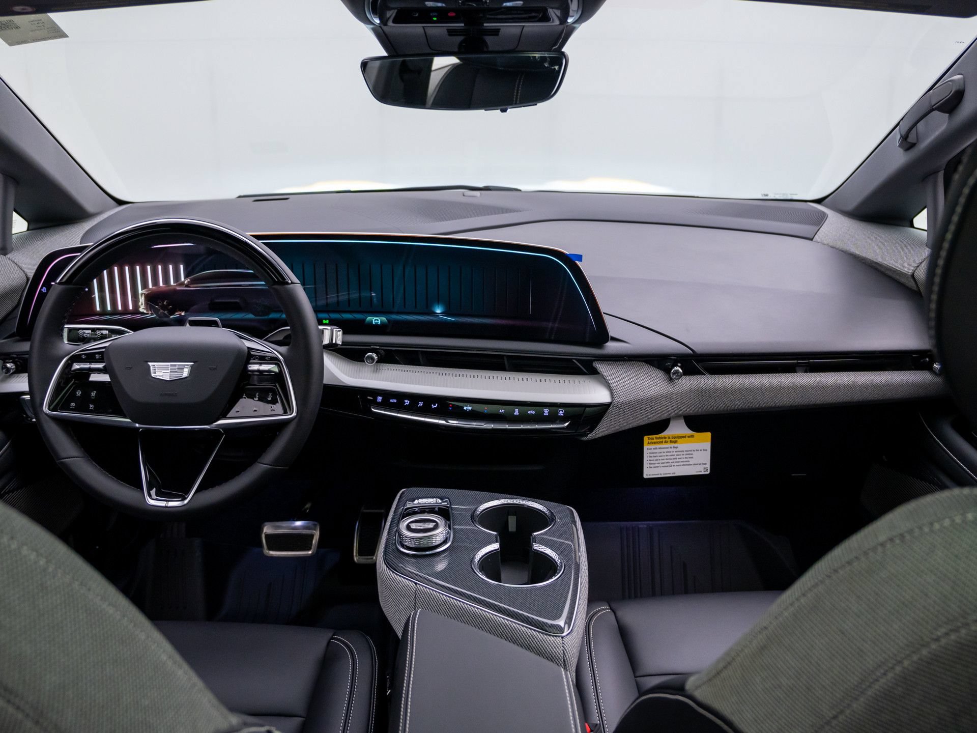 New 2026 Cadillac Optiq Sport 1 w/ LPO, Floor Liner Package AWD/4WD image 9