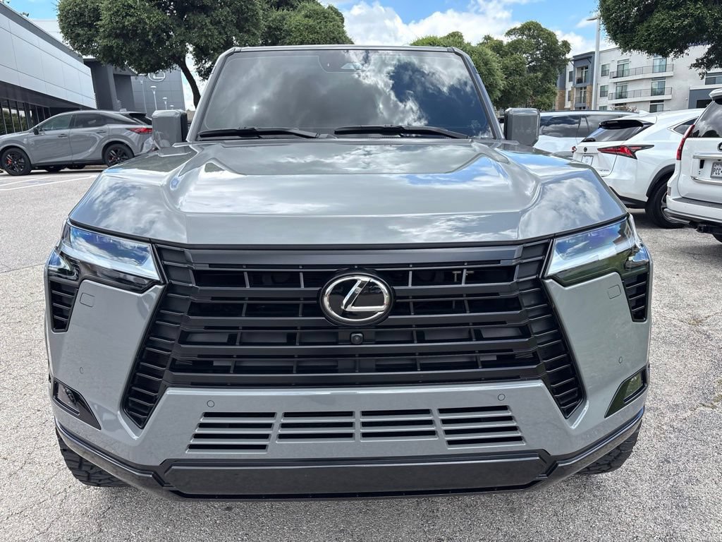 Used 2025 Lexus GX 550 w/ Accessory Package (Z1) AWD/4WD image 8