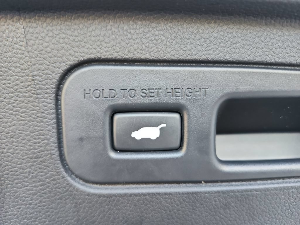 Used 2025 Honda Pilot EX-L image 37