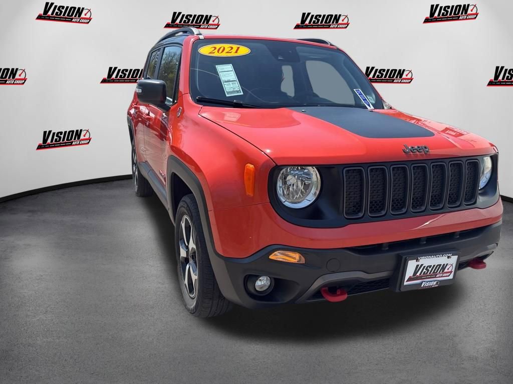 Used 2021 Jeep Renegade Trailhawk w/ Sun & Sound Group AWD/4WD image 3