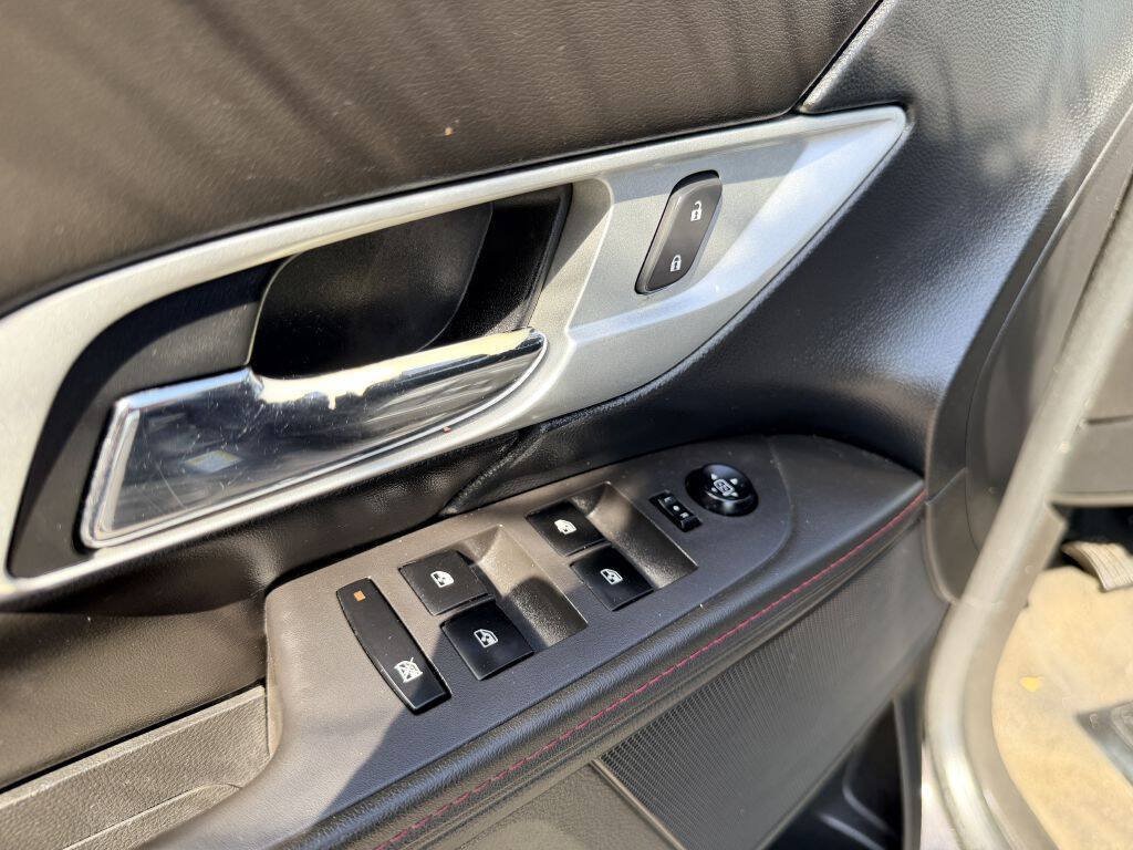 Used 2013 GMC Terrain SLE FWD image 8