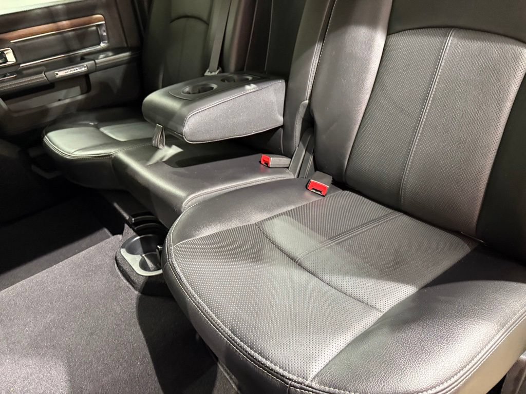 Used 2018 RAM 1500 Laramie w/ Convenience Group AWD/4WD image 18