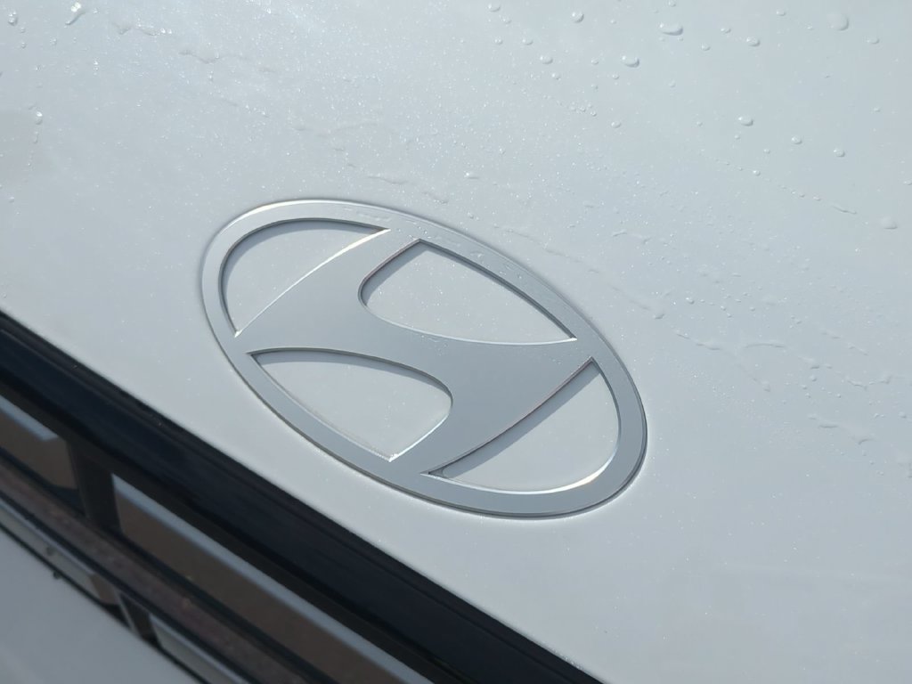 New 2027 Hyundai Santa Fe SE FWD image 13